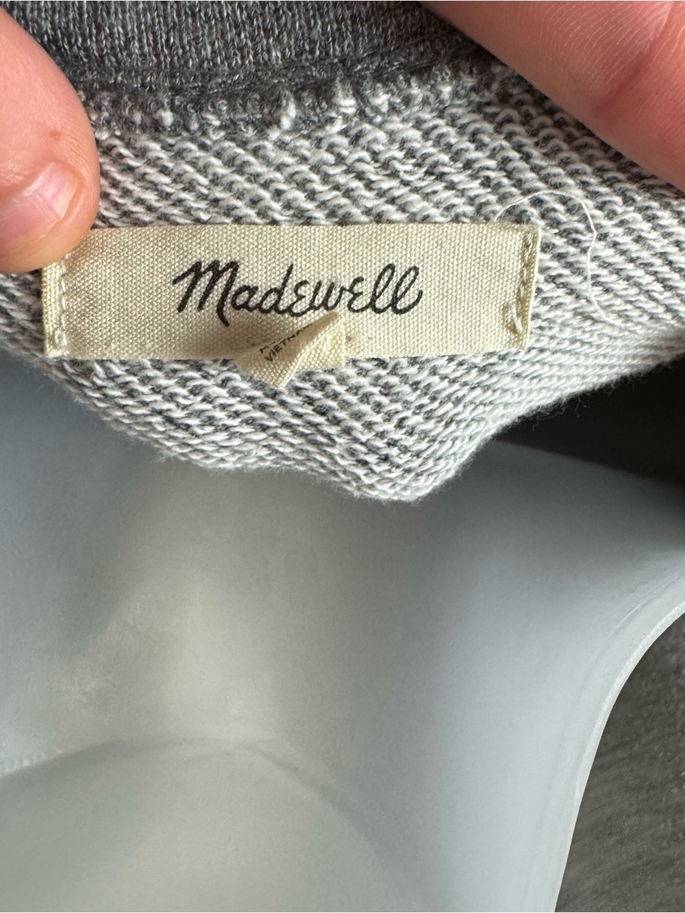 Madewell Gray Rainbow Stripe Cropped Crewneck Sweatshirt Size Medium - Picture 11 of 12